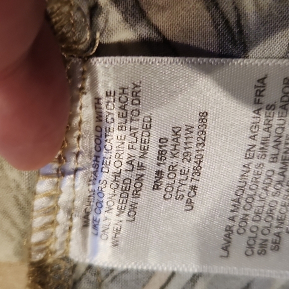 PANAMA Jack Tan & Green Leaf Print Button-Up Shirt - Picture 4 of 6